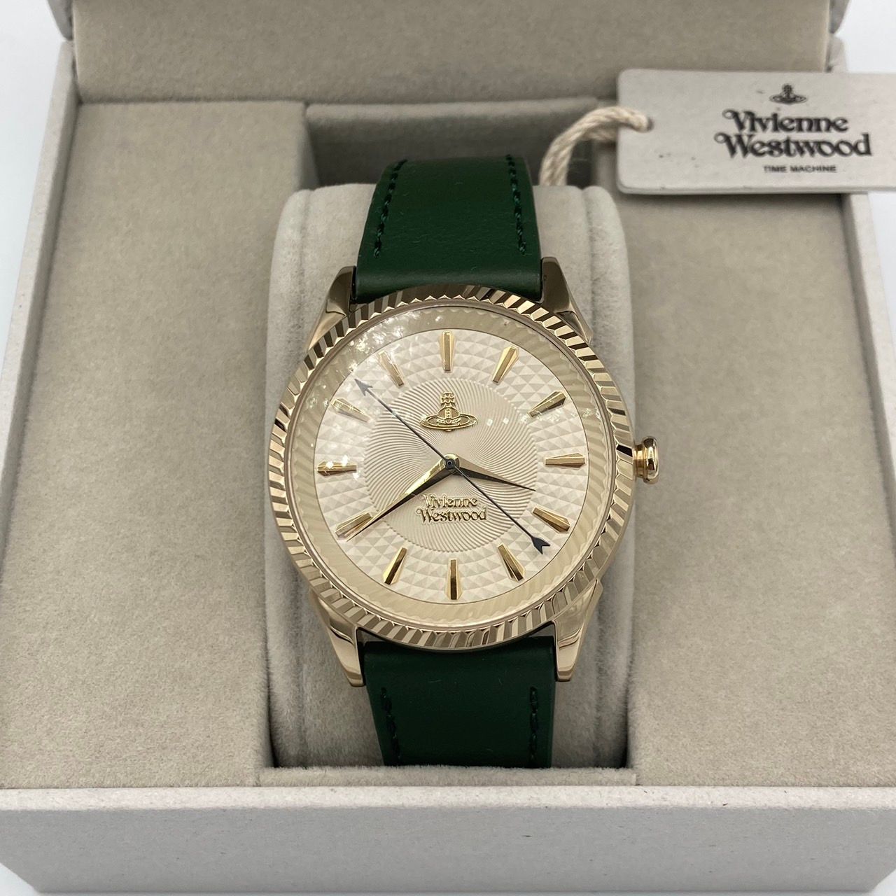 ◇ Vivienne Westwood ヴィヴィアンウエストウッド 腕時計