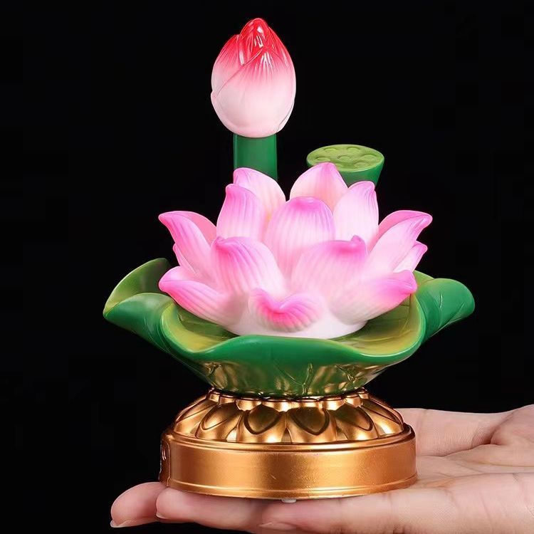 ♛°人気の蓮シングル仏花♤° ボリューミーなコンパクトサイズ ♬ 花器