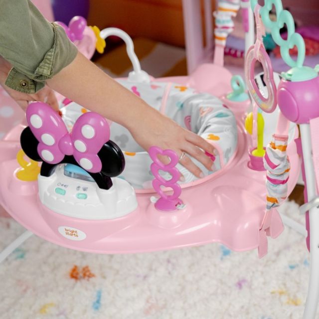 ベビーウォーカー 歩行器