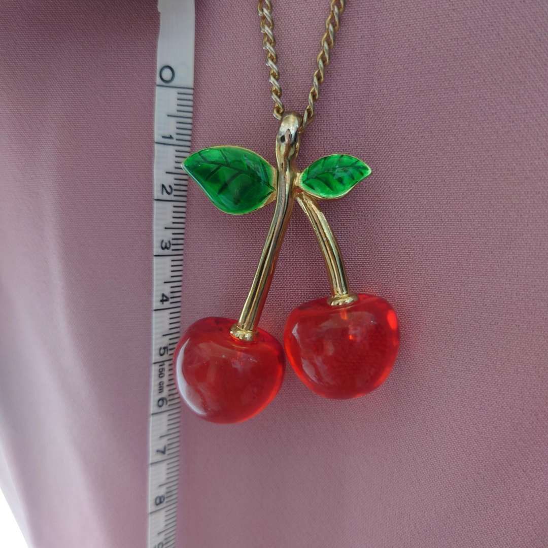 【ロングネックレス】チェリーネックレス🍒さくらんぼペンダント🍒 - メルカリShops