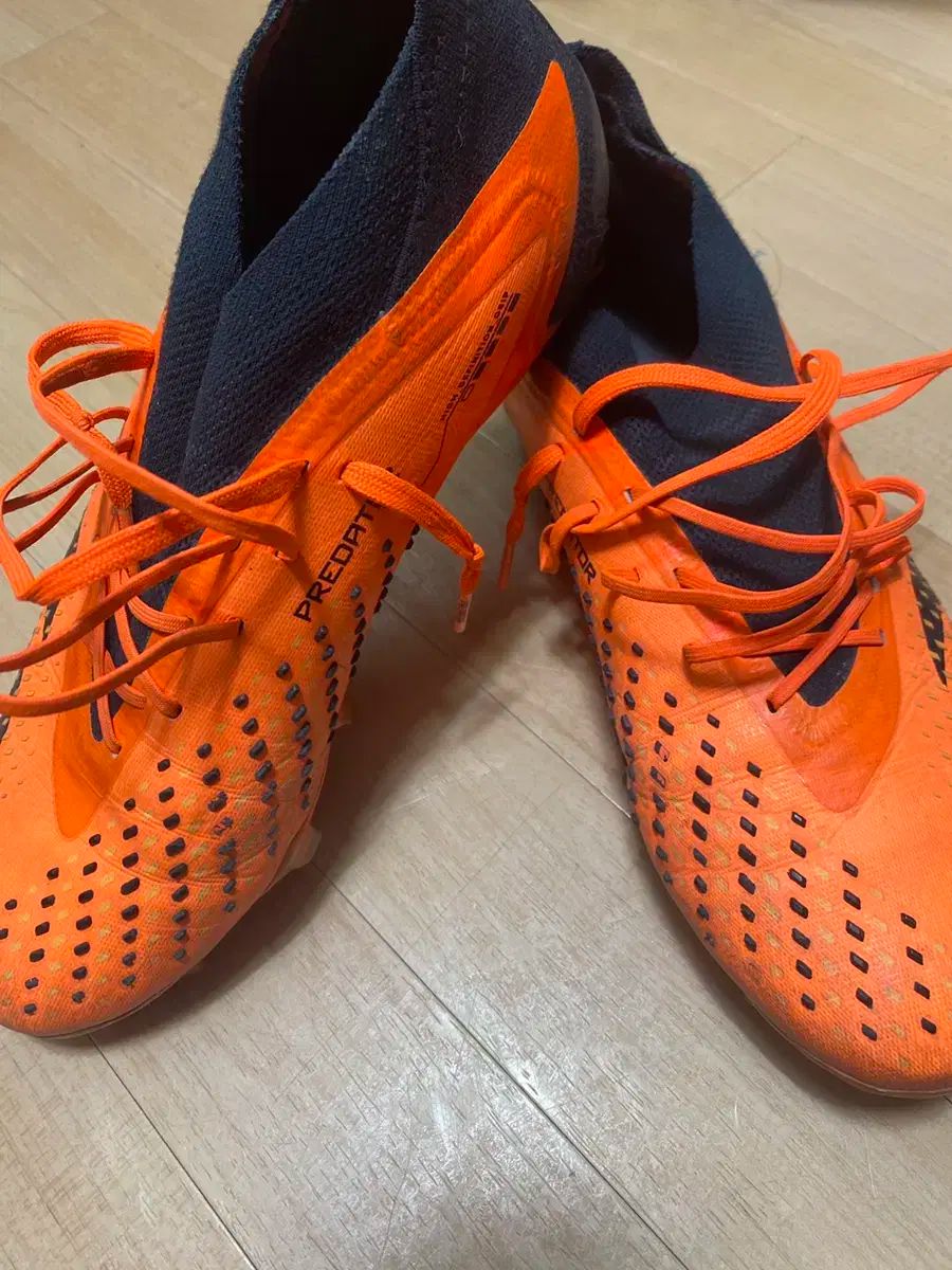 【雷市場（ポンジャン）商品韓国直送】adidas(アディダス) サッカーシューズ プレデター 280