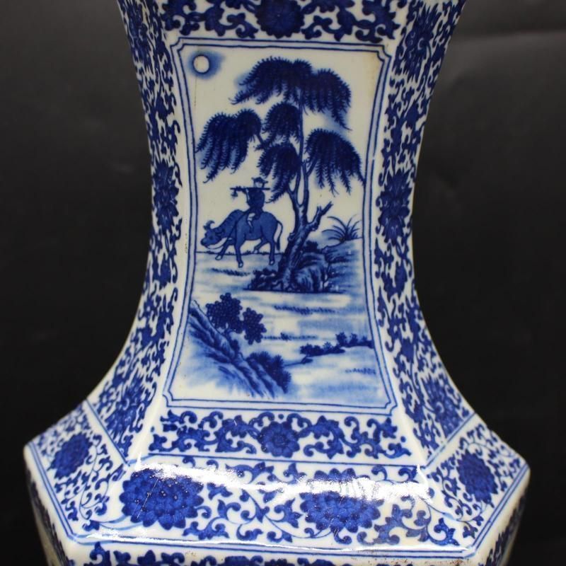 乾隆団花紋花瓶 青花瓶 賞物観賞瓶 景徳鎮 現代工芸品 美術品 置物 乾隆団花紋花瓶 青花瓶 賞物観賞瓶 景徳鎮 現代工芸品 美術品