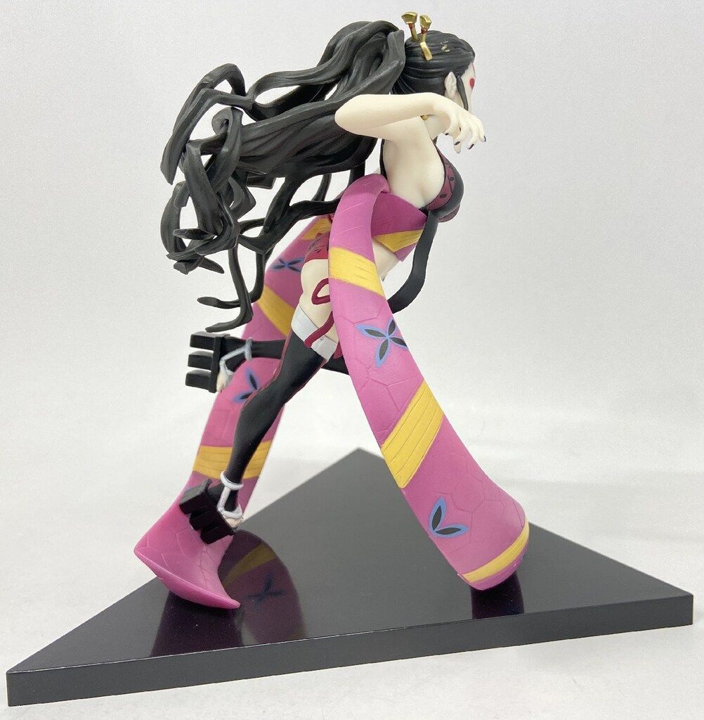 BANDAI SPIRITS 一番くじ 鬼滅の刃 鬼の棲む街 D賞 堕姫 フィギュア