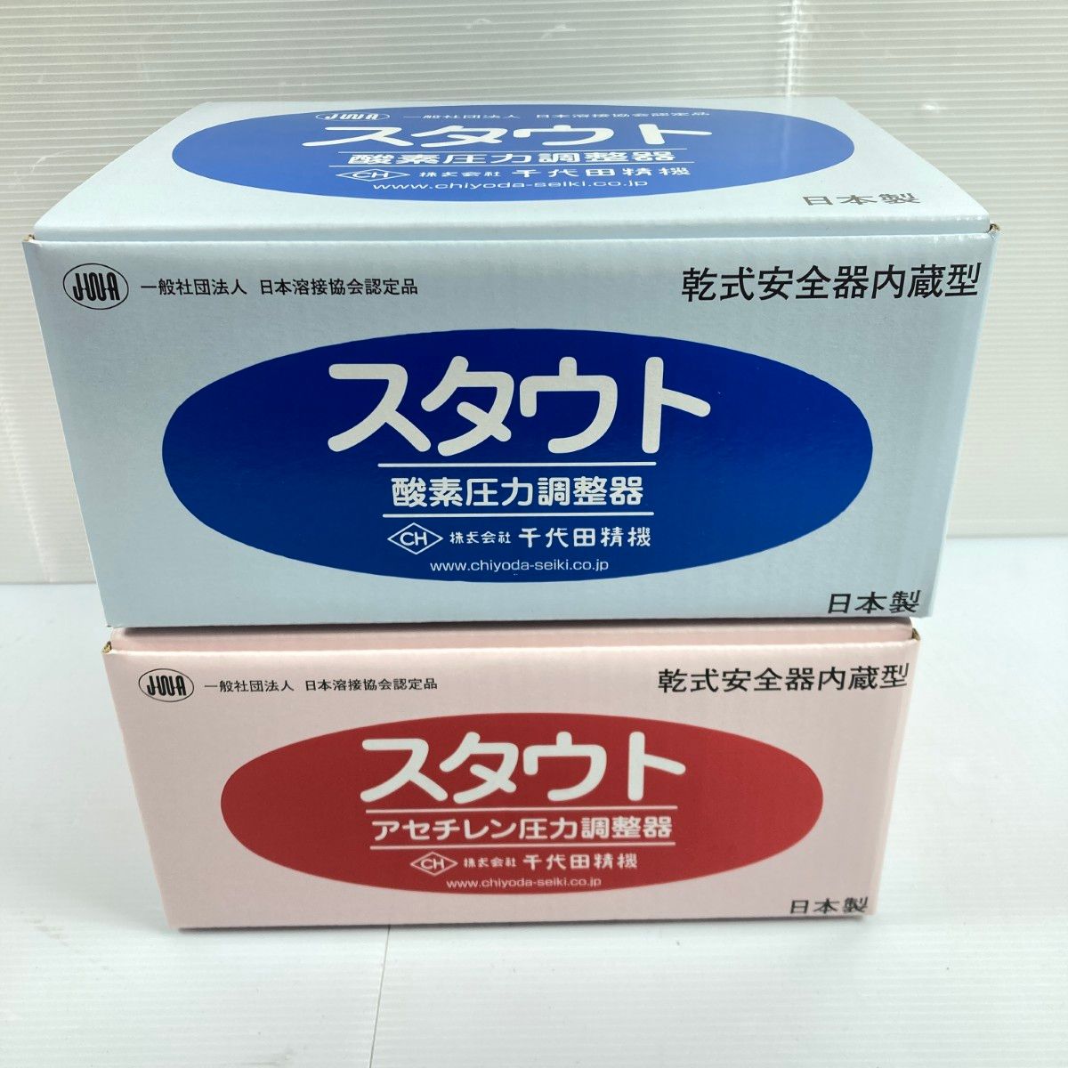 動作品✨️バッテリー充電器付き COOLPIX S6400 デジカメ シルバー 銀