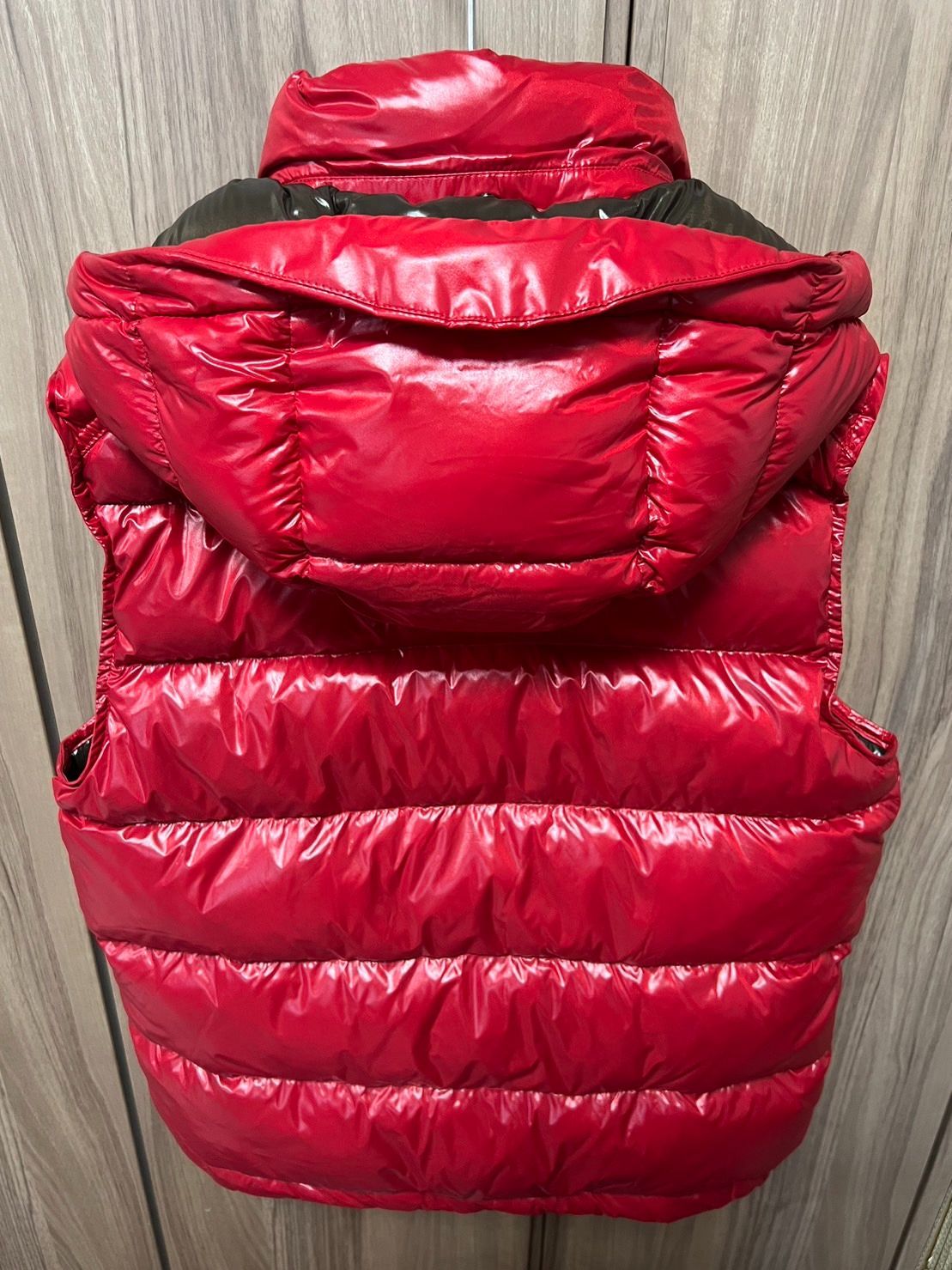 ☆未使用タグ付き☆ MONCLER BORMES ボルム ダウンベスト レッド色 TG0 