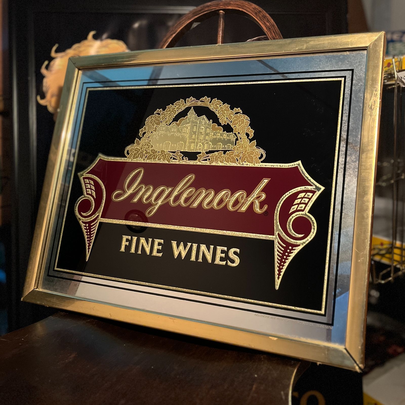 【パブミラー】ワイン　Inglenook (イングルヌック)　バーミラー　お酒　企業物　ワイナリー 壁掛け 鏡 ノベルティ 広告 ビンテージ