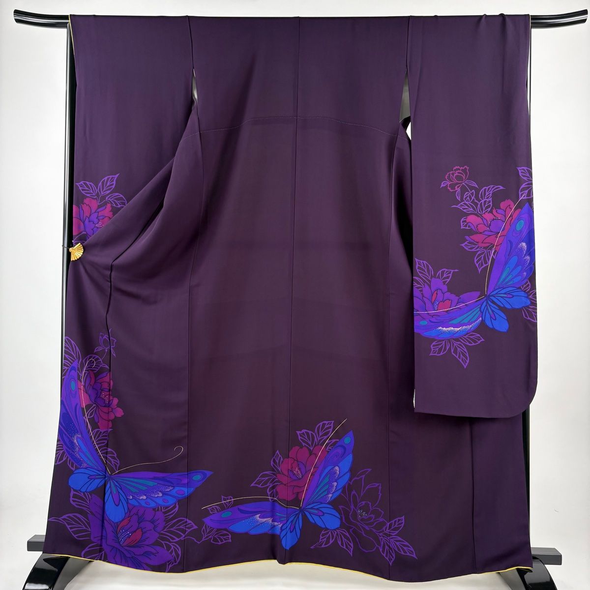 振袖 身丈159.5cm 裄丈66.5cm M 袷 蝶 牡丹 金彩 濃紫 正絹 名品