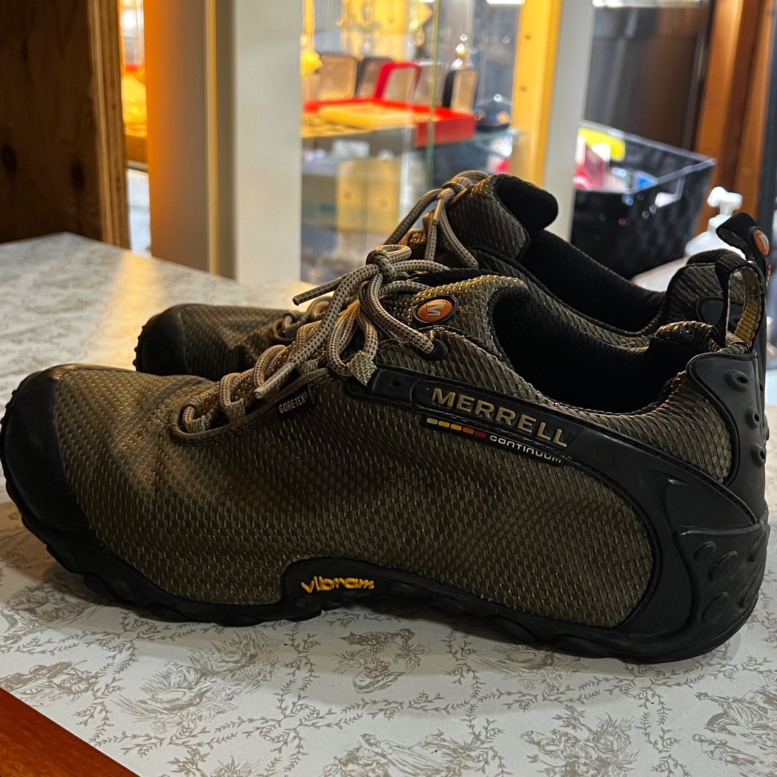 メレル　vibram　GORE-TEX