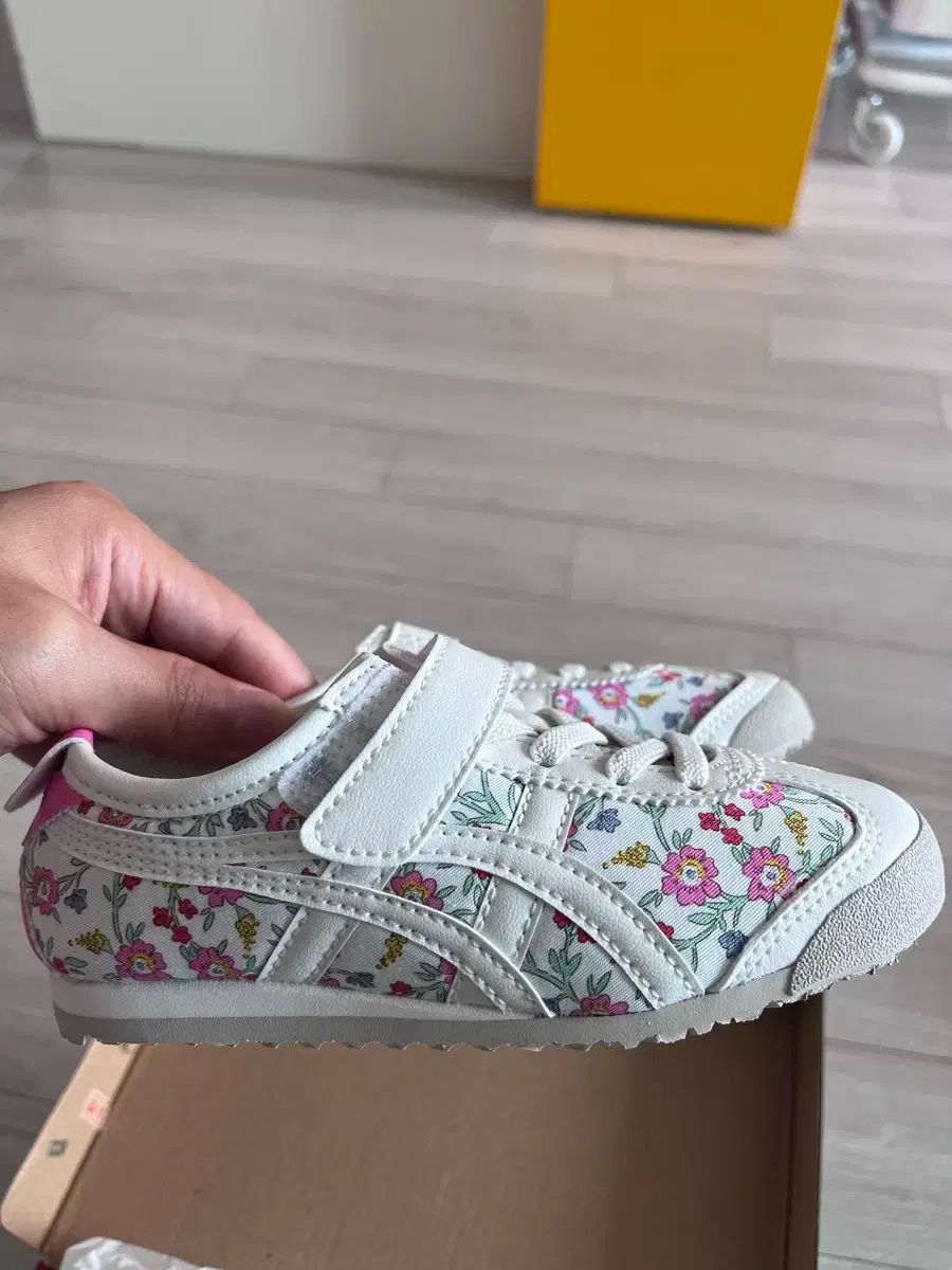 Onitsuka Tiger オニツカタイガー キッズ メキシコ 66 フラワー 170