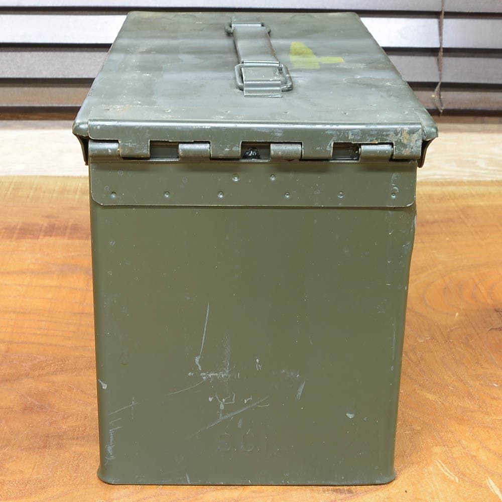 弾薬箱　米軍　cal50 機関銃 アモカン Amazon.co.jp: WW250年代 米軍 弾薬箱 AMM.BOX CAL..50 M2