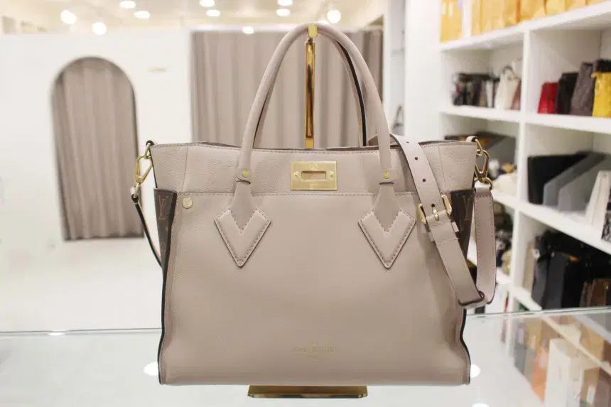 Louis Vuitton ルイヴィトン オン ぼくの サイド MM トートバッグ M58485 デパート製品
