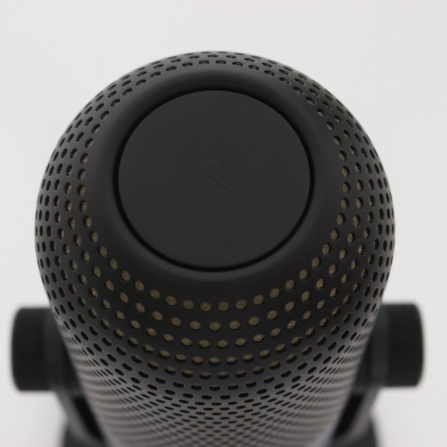 Razer Seiren V3 Chroma RZ19-05060100-R3M1 ブラック コンデンサーマイク タップトゥミュート機能搭載 レイザー 本体 VETTDRUCK_DE