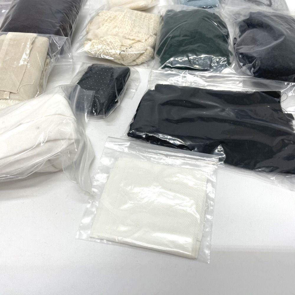 シャネル CC ココマーク ボタンセット ハギレ山 アウターその他 - メルカリ 