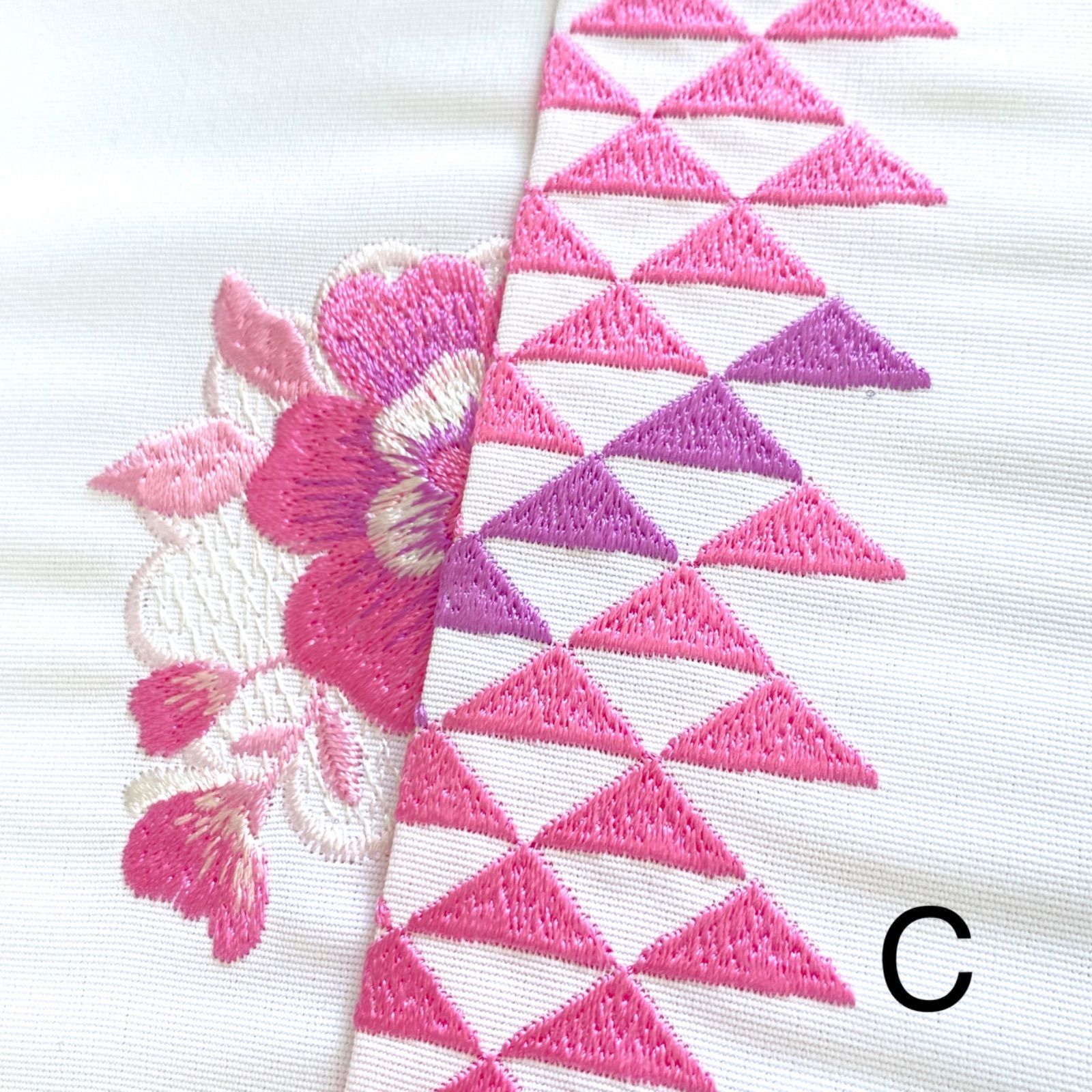 ◾️豪華刺繍◾️古典柄◾️ 暈し染め◾️束ね熨斗華　　ベビーピンク振袖◾️ダイヤの輝き袋帯 平和屋野田店□豪華振袖 駒刺繍 花束文 暈し染め 金彩 鈴乃屋