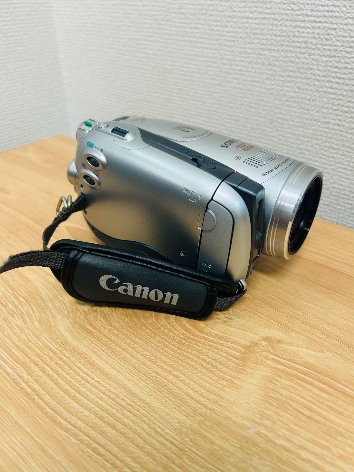 ☆【SALE】Canon HDVビデオカメラ iVIS HV20【通電済み】 - メルカリ