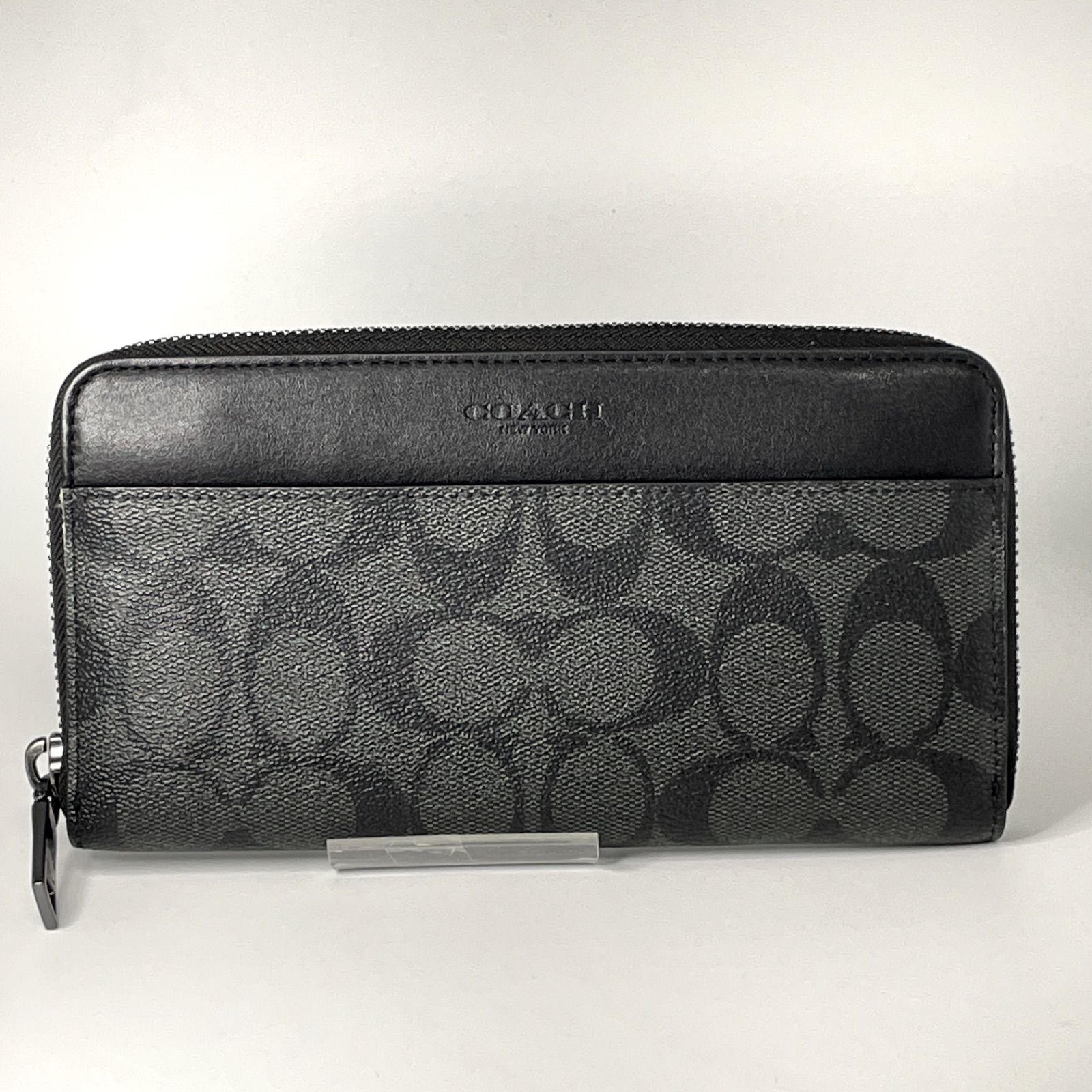 極美品★COACH コーチ長財布 シグネチャー ラウンドジッパー カード大容量 極美品✨ COACH コーチ 長財布 ラウンドファスナー シグネチャー