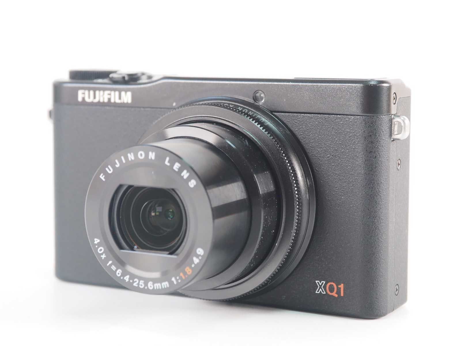 【ジャンク品】　FUJIFILM XQ1 コンパクトデジタルカメラ FUJIFILM 富士フイルム コンパクトデジタルカメラ XQ1 ブラック