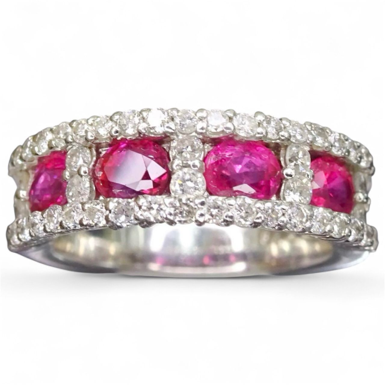 プラチナ pt900 天然ルビー1.22ct 天然ダイヤモンド0.59ct デザイン