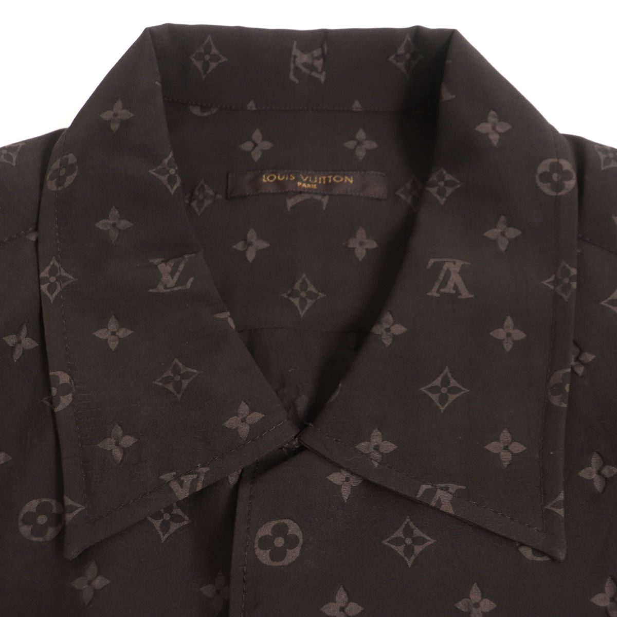 未使用品▽LOUIS VUITTON ルイヴィトン モノグラム ロゴ入りシェルボタン シルク100% 半袖シャツ ブラウン 38 メンズ 仏製 正規品  タグ付き - メルカリ