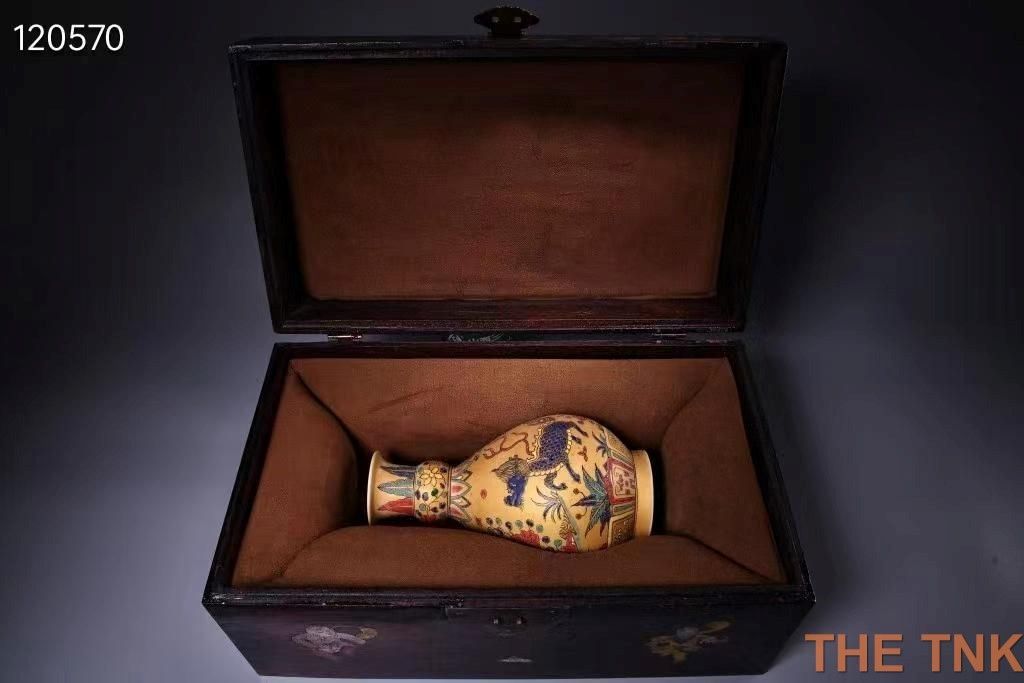 中国古美術・純手描き金陶花瓶・大明成化紋・箱付き・稀有品・ 置物・観賞瓶・文房具 中国古美術・純手描き金陶花瓶・大明成化紋・箱付き・稀有品・ 置物