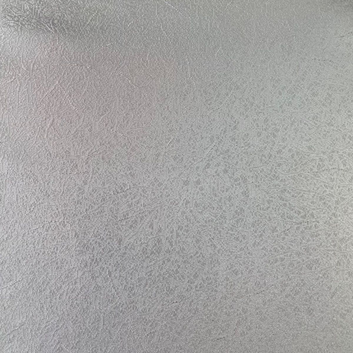 灰色