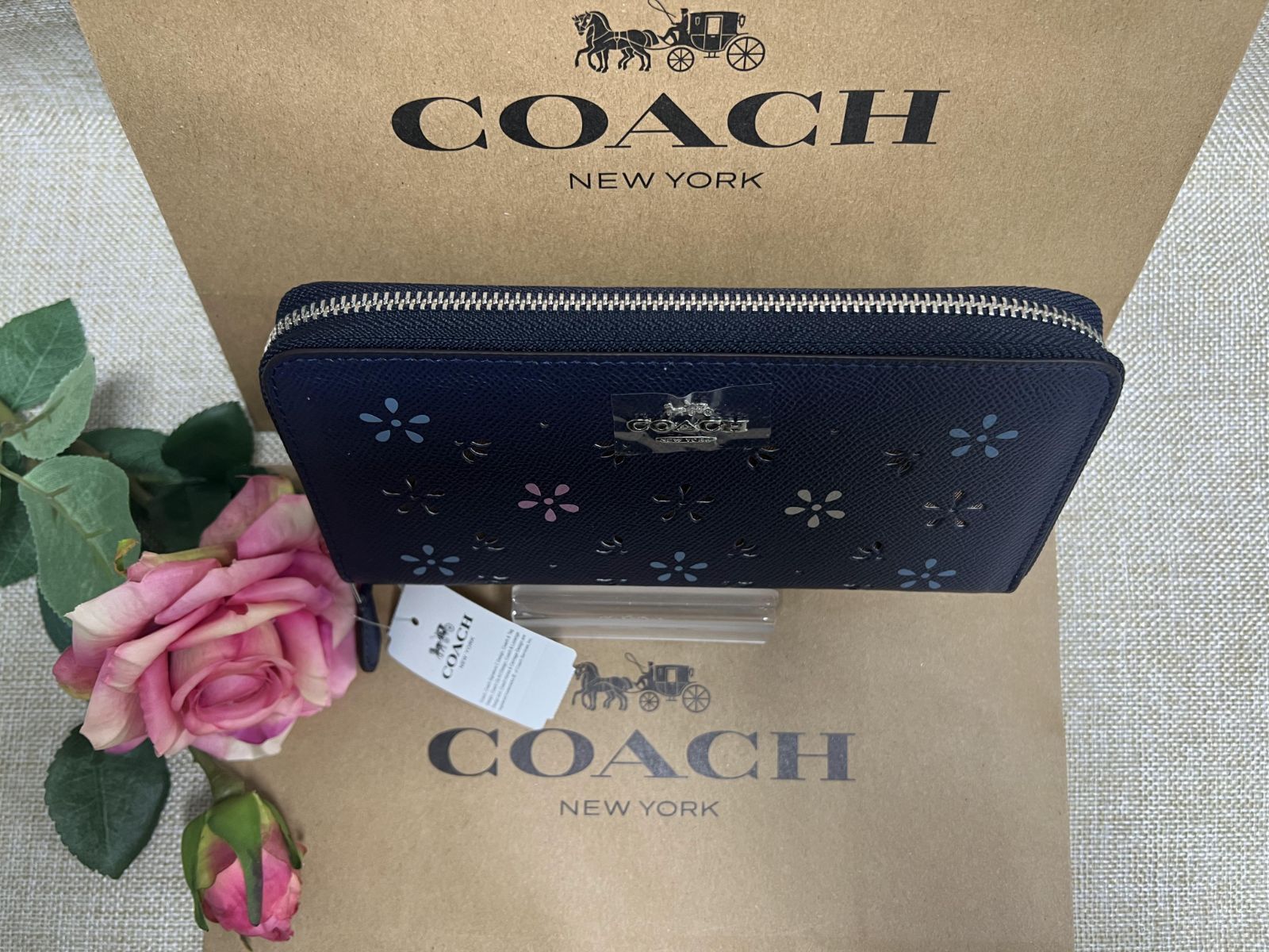 COACH コーチ 長財布 財布 シグネチャー 花柄 パンチングネイビー系