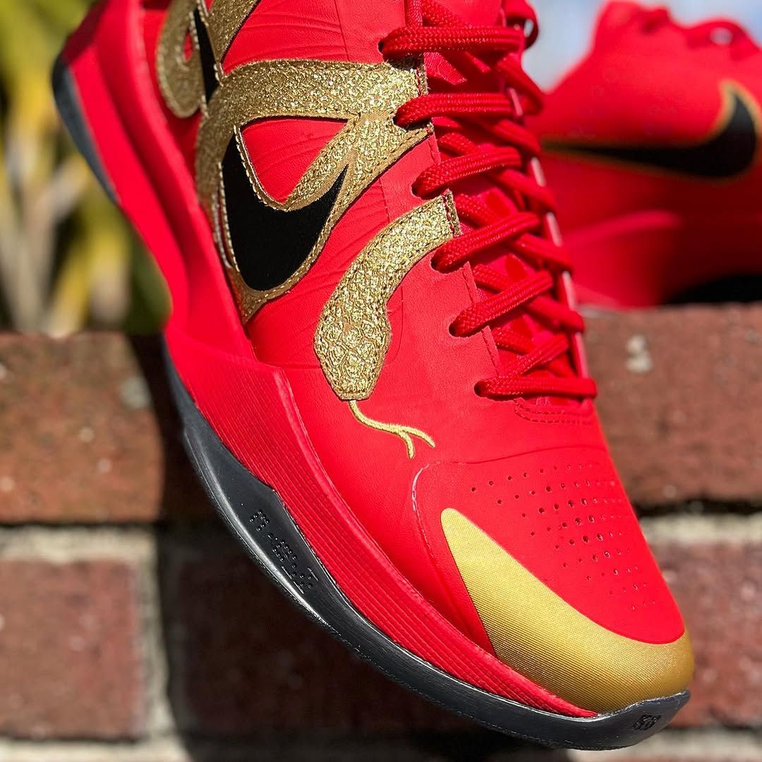 NIKE KOBE 5 PROTRO 'YEAR OF MAMBA' ナイキ コービー プロトロ