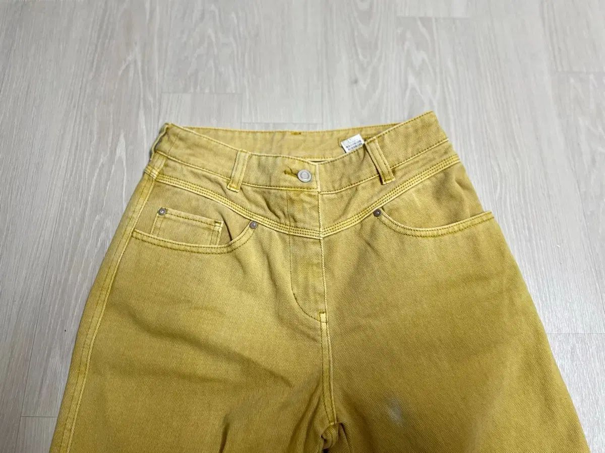 パンツ