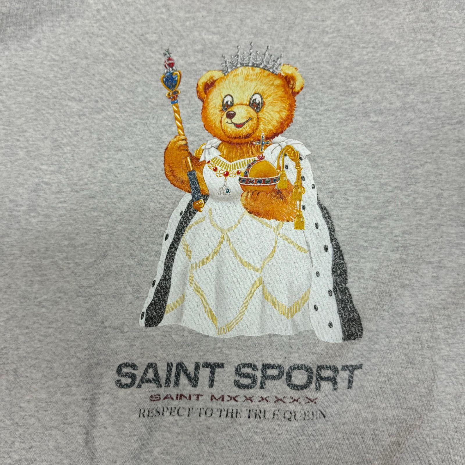 セントマイケル SM-YS8-0000-013 Tシャツ TRUE QUEEN SAINT Mxxxxxx True Queen T-Shirt in Gray | SVD USA