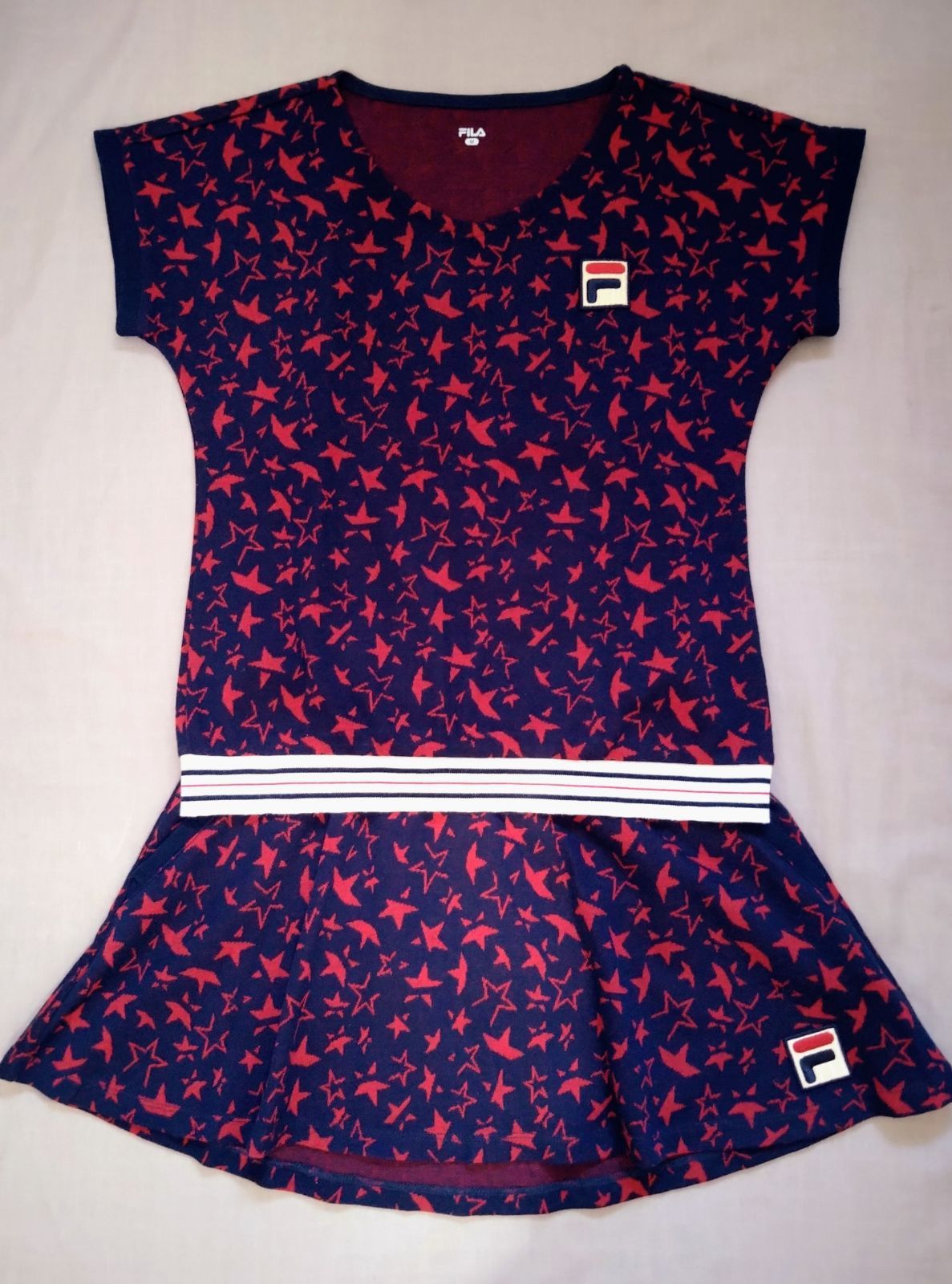 FILA ネイビー/レッド 星模様テニスウェア　M セット FILA フィラ テニス 秋冬 ウェア シャツ スコート 上下セット Mサイズ