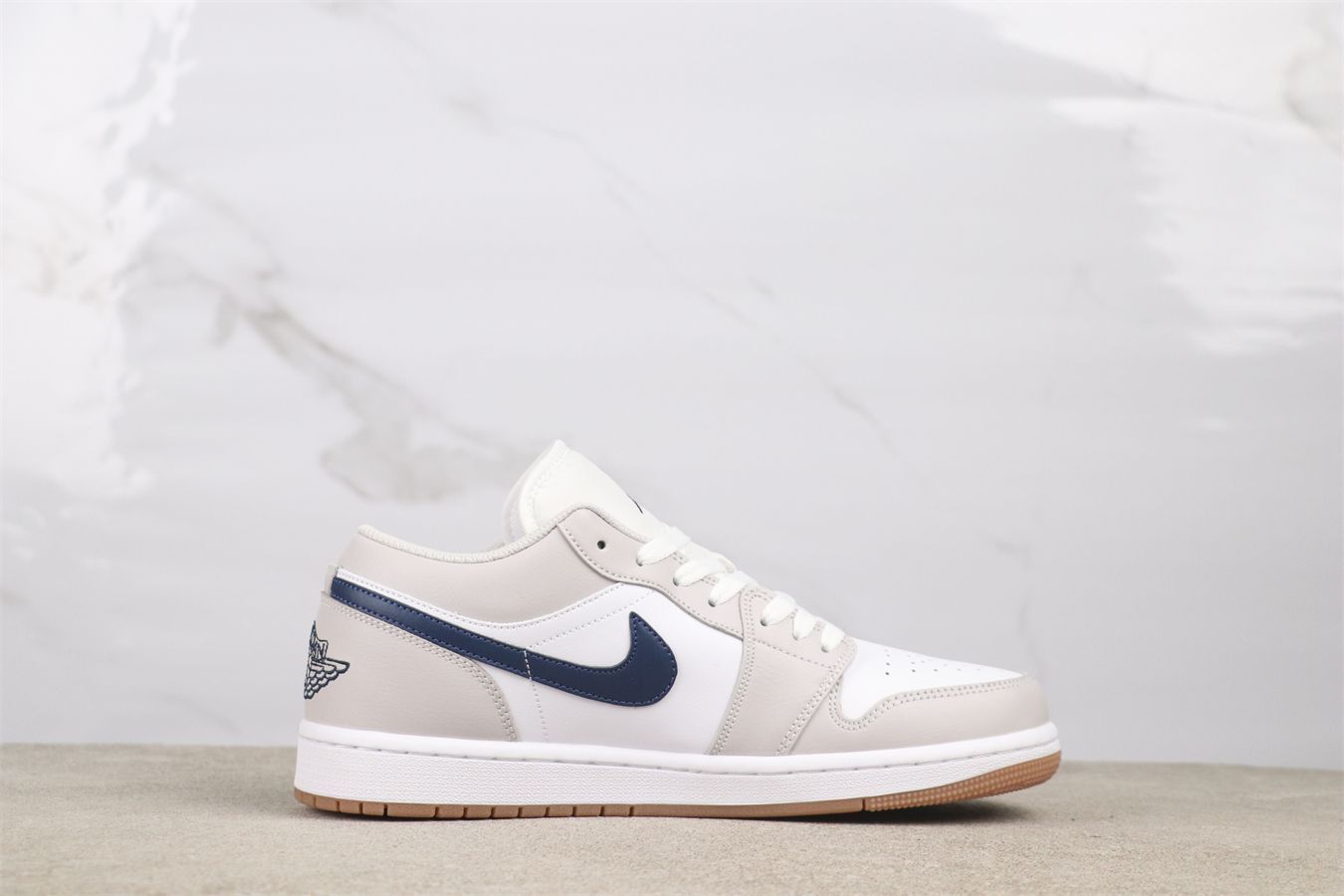 今日特価】ジョーダン（Jordan）553558 - 146 ジョーダン 1