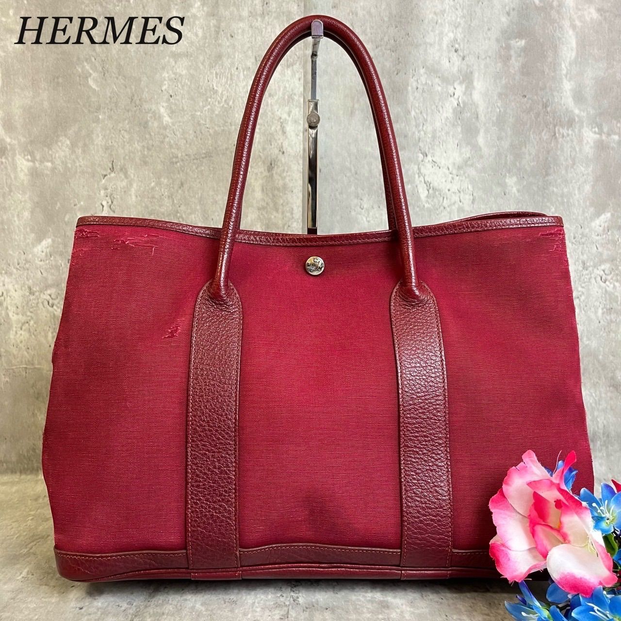 ✨格安✨ HERMES エルメス トートバッグ ハンドバッグ ガーデンパーティ PM セリエボタン シルバー金具 ロゴ型押し A4収納 大容量  ◻︎J刻印 トワルオフィシィエ レザー 肩掛け レディース レッド 赤色 - メルカリ