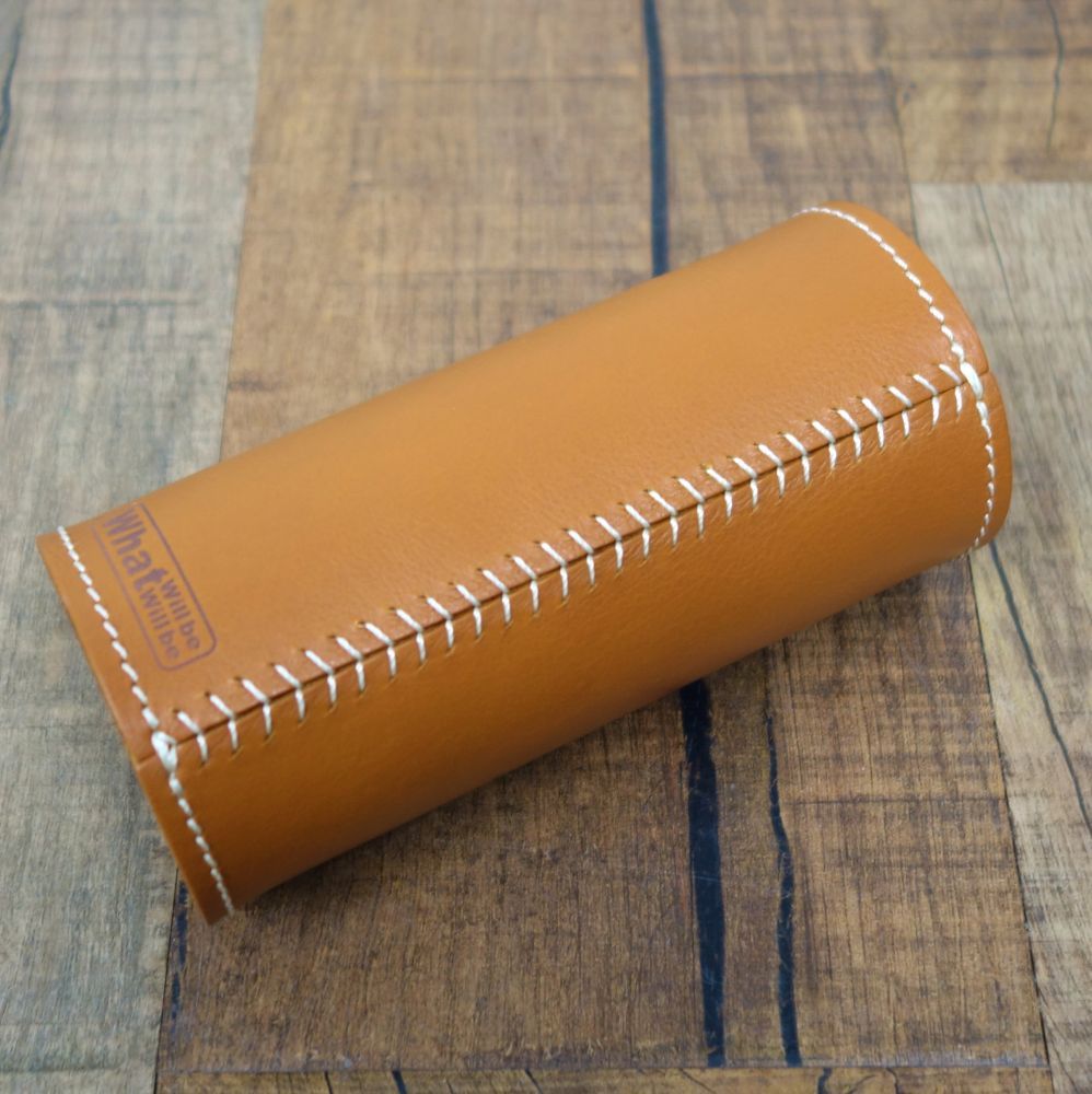 極美品 ワットウィルビー ウィルビー What will be will be レザー OB缶 CB缶 カバー ケース 革 皮 キャンプ ガレージ ギア アウトドア 極美品 ワットウィルビー ウィルビー What will be will be