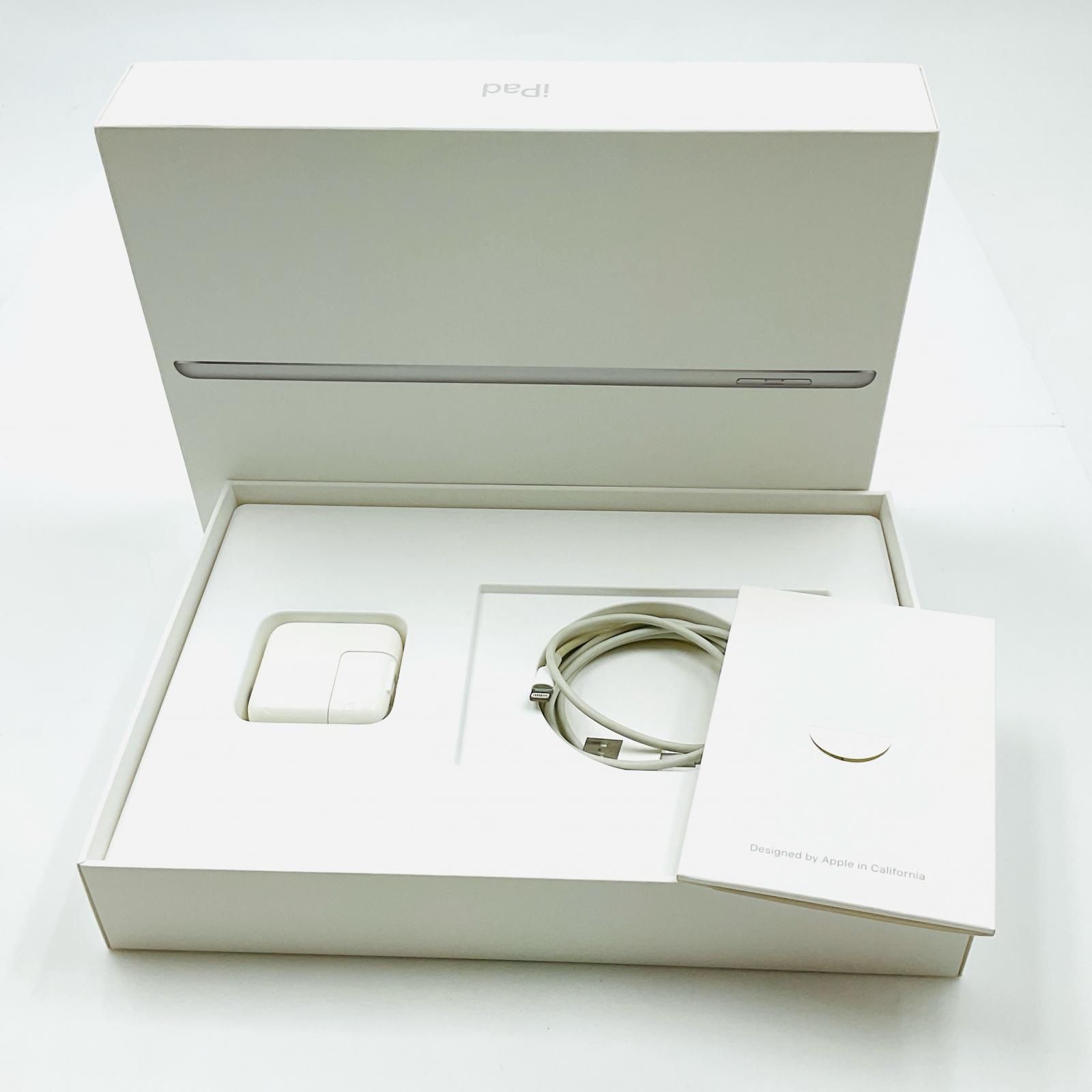 タブレット Apple iPad 第5世代 32GB シルバー WiFi+Cellular docomo