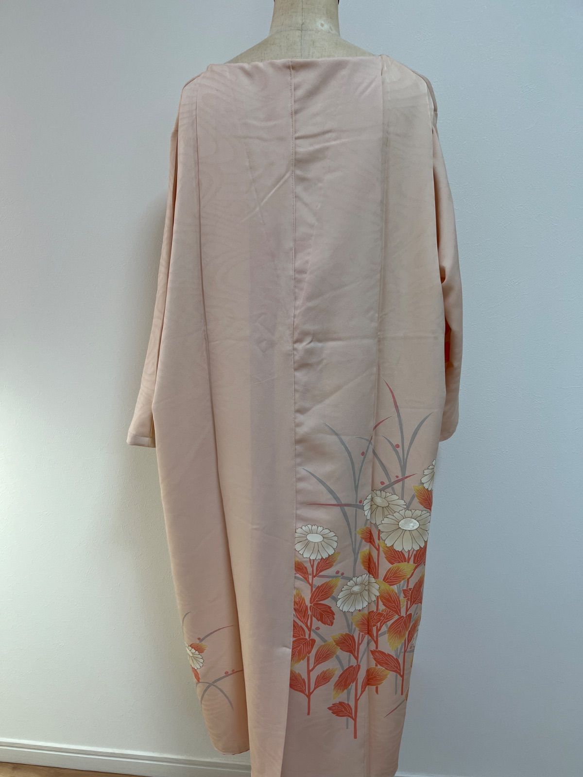 お値下げ着物リメイク　ゆったりサイズ ハンドメイド 花柄 セットアップ 多色 zunezune 値下げ品 留袖ドレス ゆったりサイズ 7分袖 金彩 zunezune 13