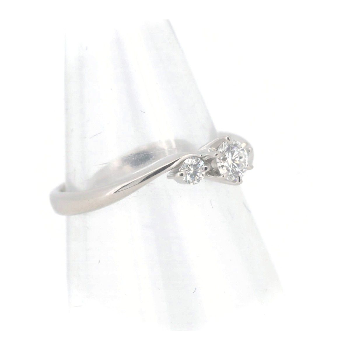 ロイヤルアッシャー ダイヤモンドリング 9号 0.30ct】ロイヤル