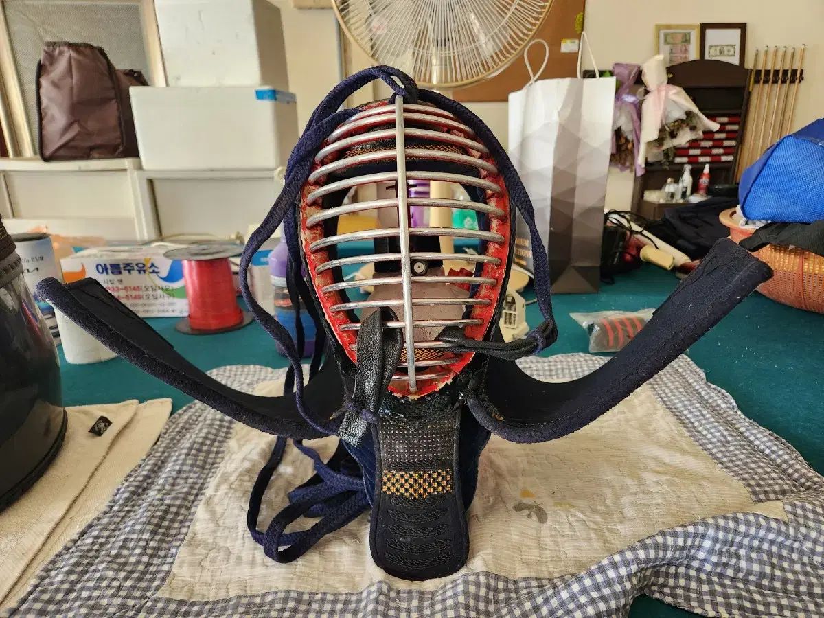 ☆中古☆ 木綿 刺子 まとめて 柔道 空手道 格闘技 合気道 武道 武術 6枚 上衣 素材 練習 上着 古布◆逸品◆【夢職】 BODYMAKER ボディメーカー 柔道着 道衣 格闘技 古武術 マーシャルアーツ 送料無料 | Stuffin店