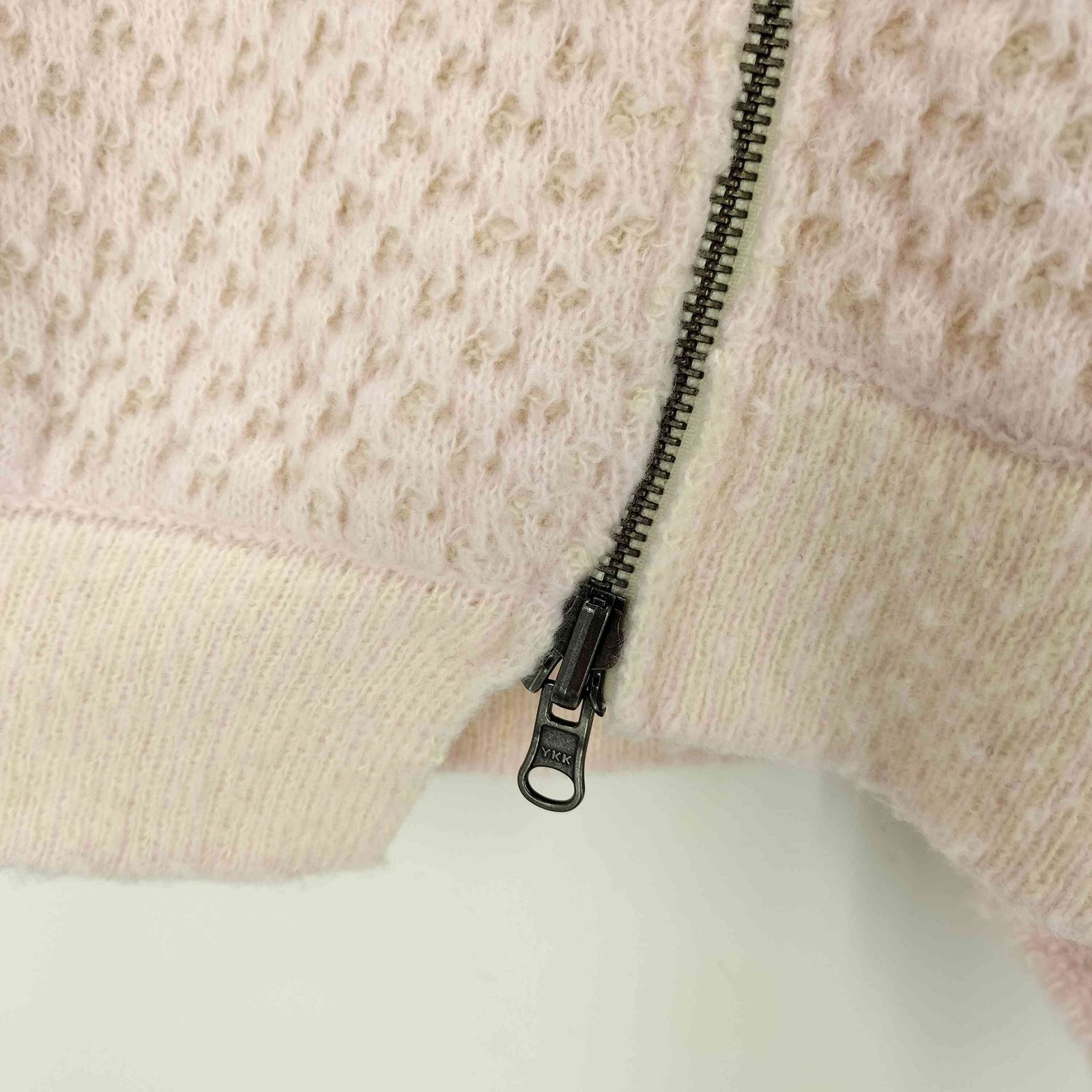 MIKIOSAKABE(ミキオサカベ) ジップデザインニット レディース 表記無  中古 古着 0727 ミキオサカベ MIKIOSAKABE ジップデザインニット レディース