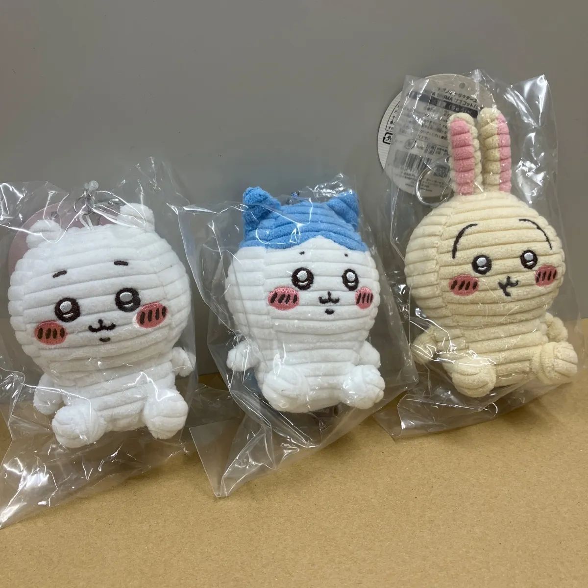 ナガノキャラクターズ SHIMA SHIMAぬいぐるみちいかわ うさぎ ハチワレ ナガノキャラクターズ SHIMA SHIMAぬいぐるみちいかわ うさぎ