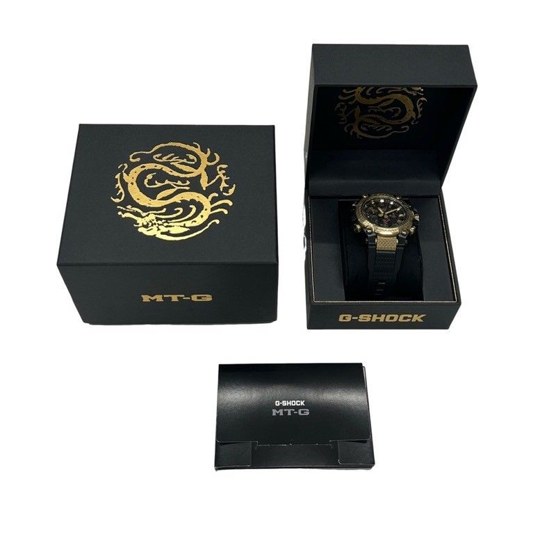 ブラック文字盤