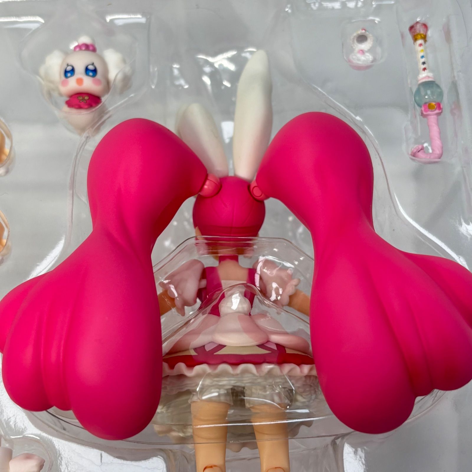 プリキュア　キラキラ☆プリキュアアラモード　キュアホイップ　フィギュアーツ Amazon.co.jp: BANDAI S.H.フィギュアーツ キュアホイップ