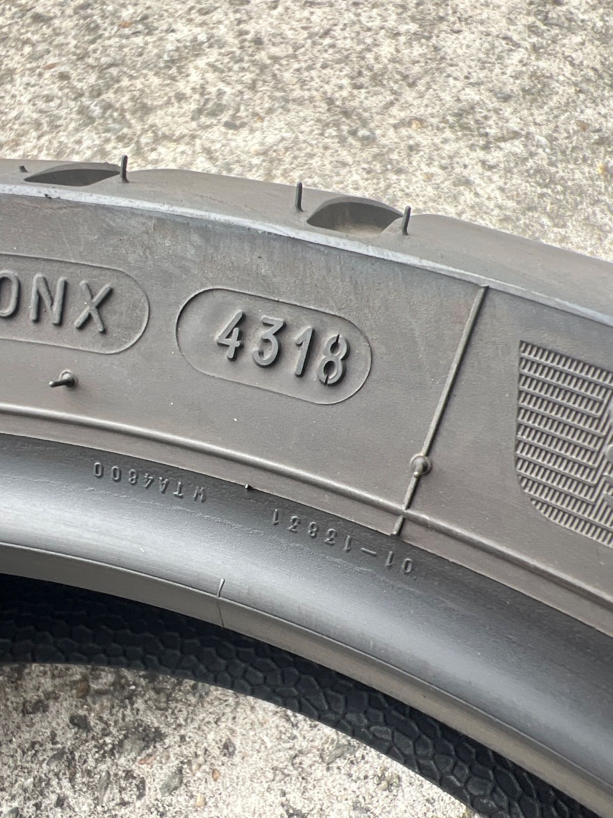 ブリジストン R11 前後セット120/600/R17 180/640R17 ブリヂストン R11 前後セット 120/600R17 180/640R17 310 BATTLAX