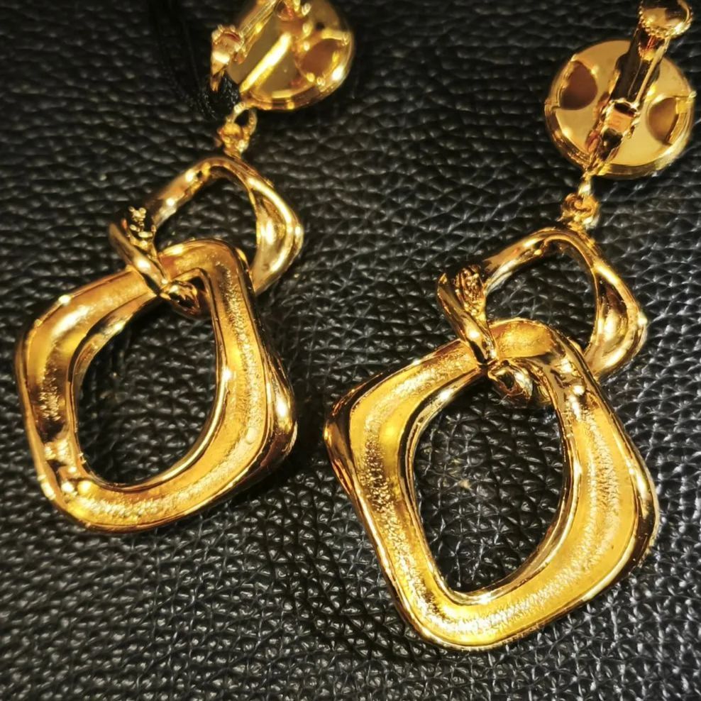 YVES SAINT LAURENT YSL イヤリング ヴィンテージ　鑑定済み 希少 新品未使用】Yves Saint Laurent イヴ・サンローラン YSL