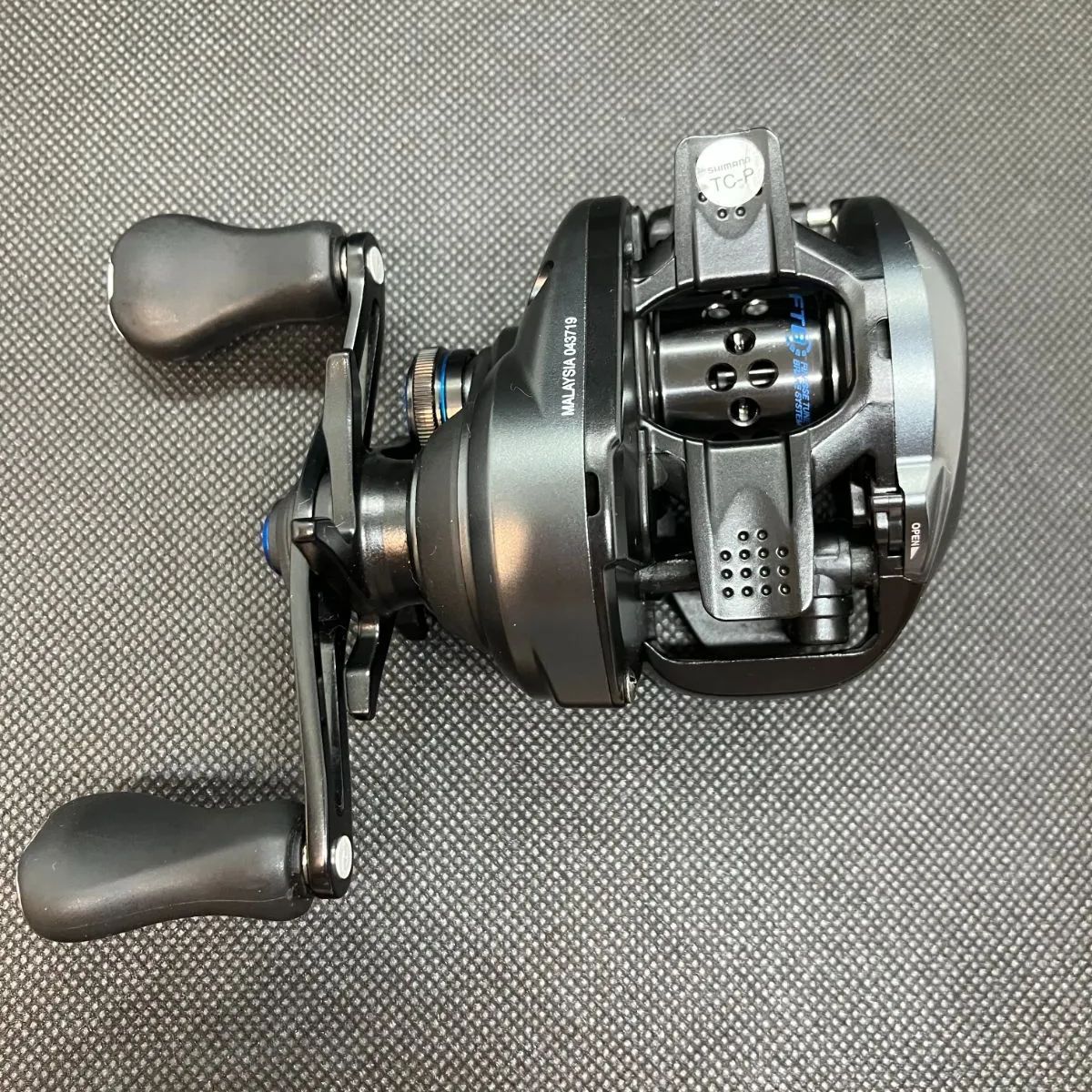 SHIMANO TX-1000 両軸リール