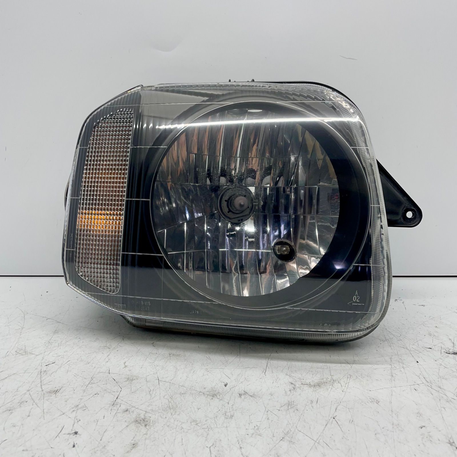 ジムニー　JB23W　 ヘッドライト　左右 　レベなし ジムニー JB23W ヘッドライト 左右 レベなし - メルカリ