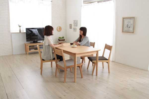 アッシュ のダイニングチェア