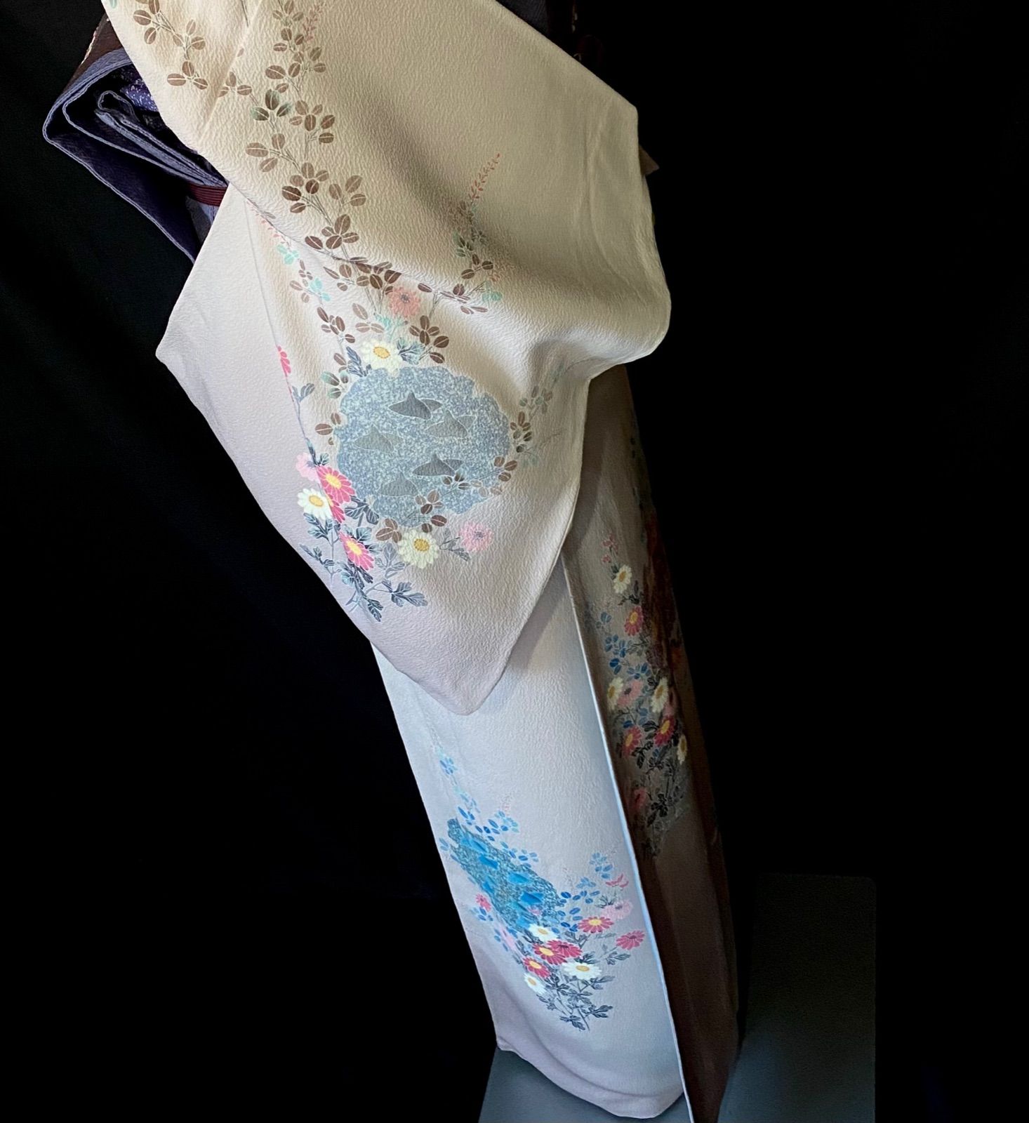 花鳥模様の手描き友禅の訪問着〉SALE トール雪輪ピンクベージュ