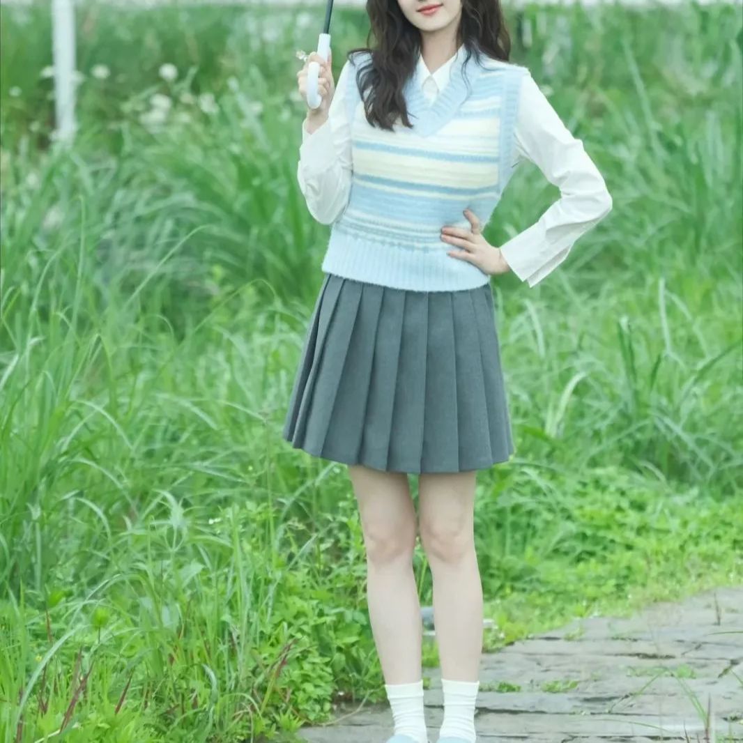 GANNI ライトブルー ニットベスト 【公式通販】