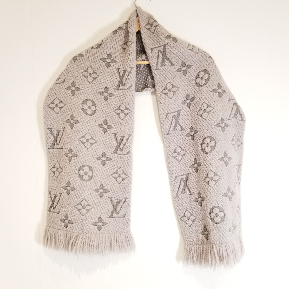 LOUIS VUITTON(ルイヴィトン) マフラー エシャルプロゴマニア M72242 ヴェローヌ ウール、シルク - メルカリ