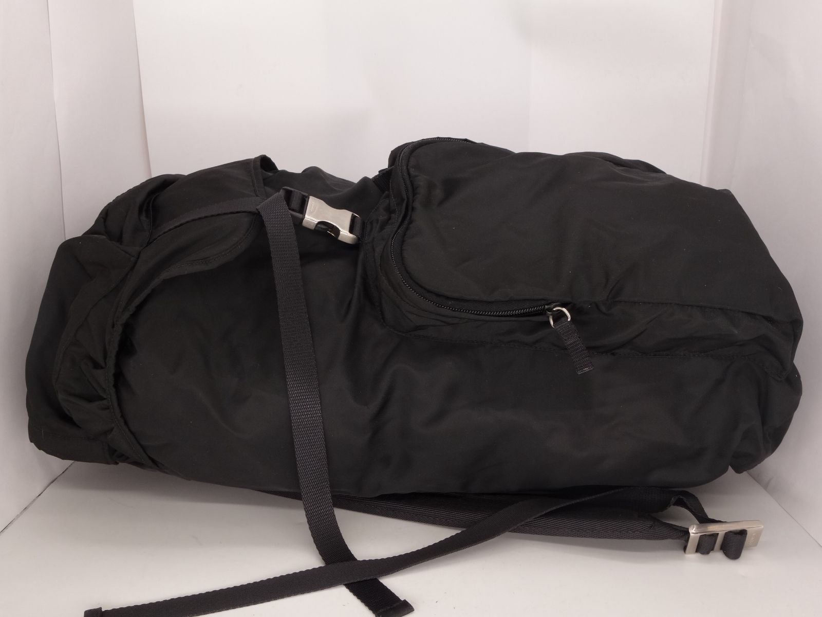 メルカリShops - PRADA プラダ V136 リュック バックパック ナイロン
